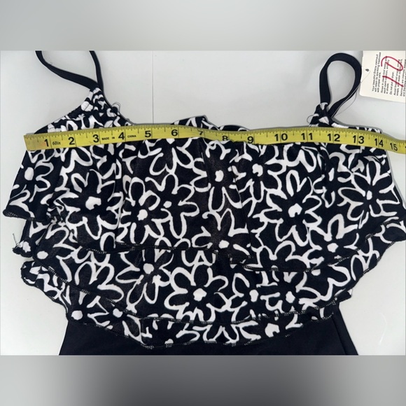 Vintage NWT Swimsuit Sirena Size 10 70s Ruffle Black & White Floral One Piece - Picture 4 of 8